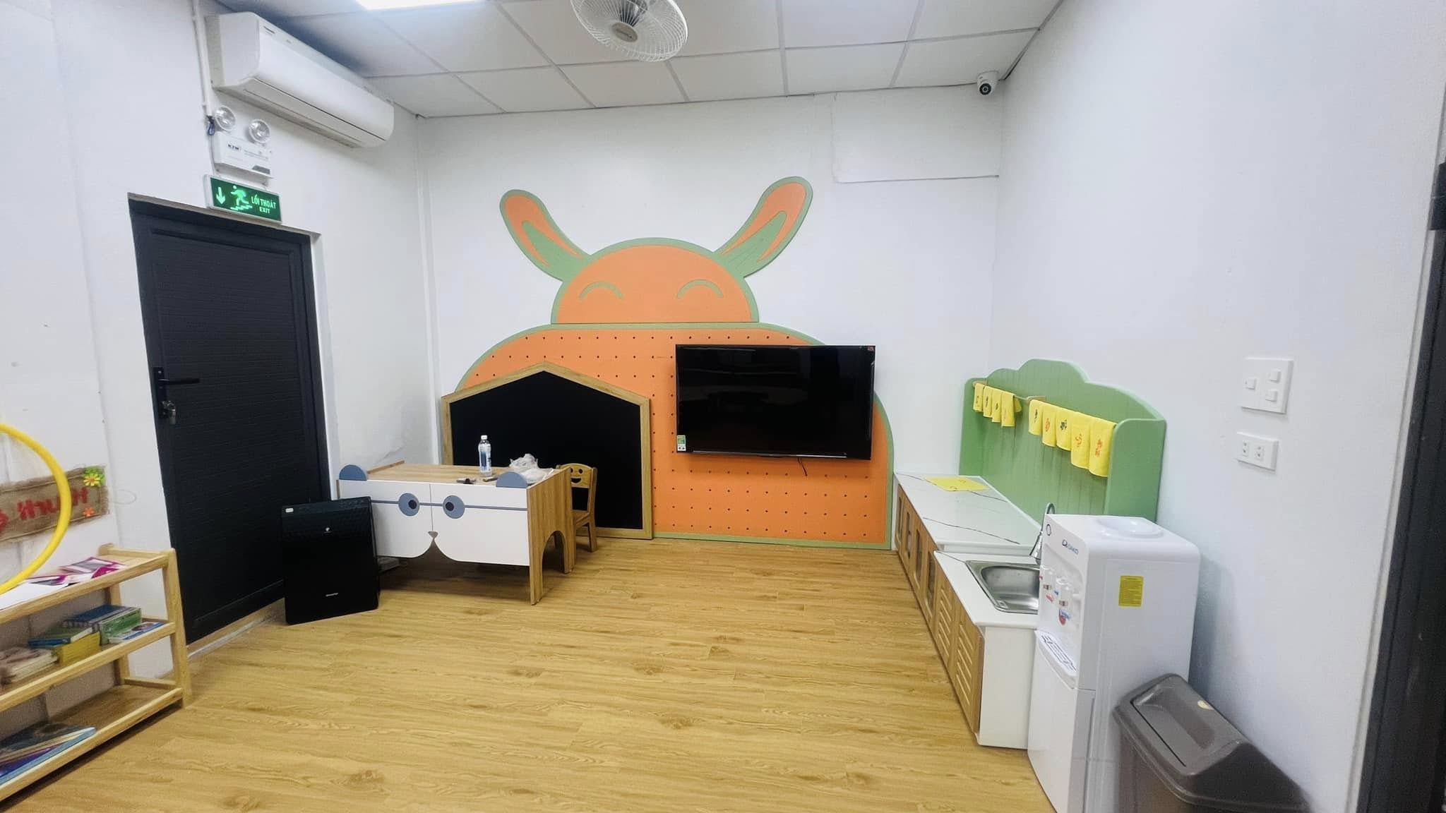Thi công nội thất căn hộ studio Cầu Giấy - Hệ tủ được sản xuất theo kích thước thực tế