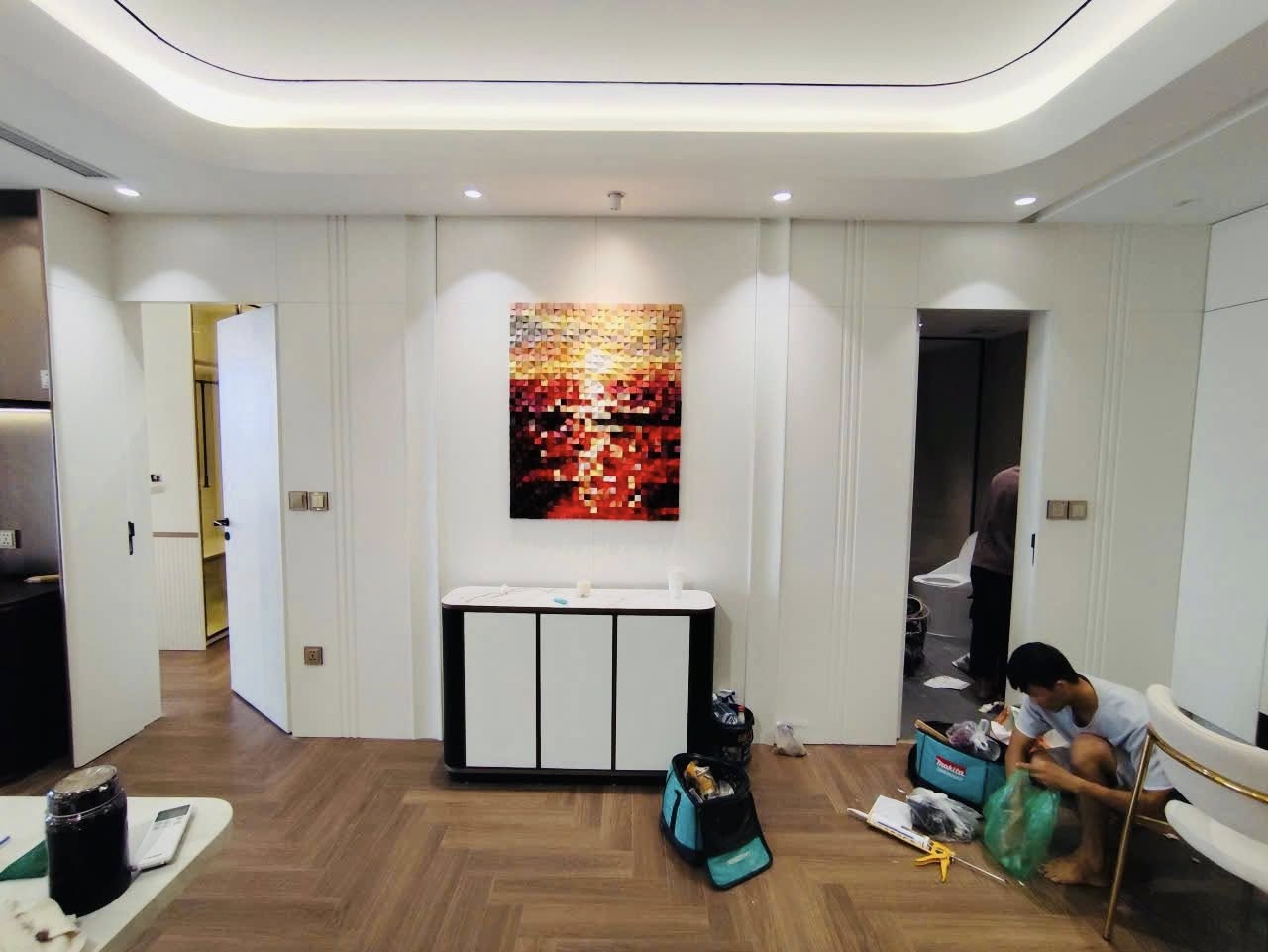 Thi công hệ tủ đa năng khu vực sảnh vào